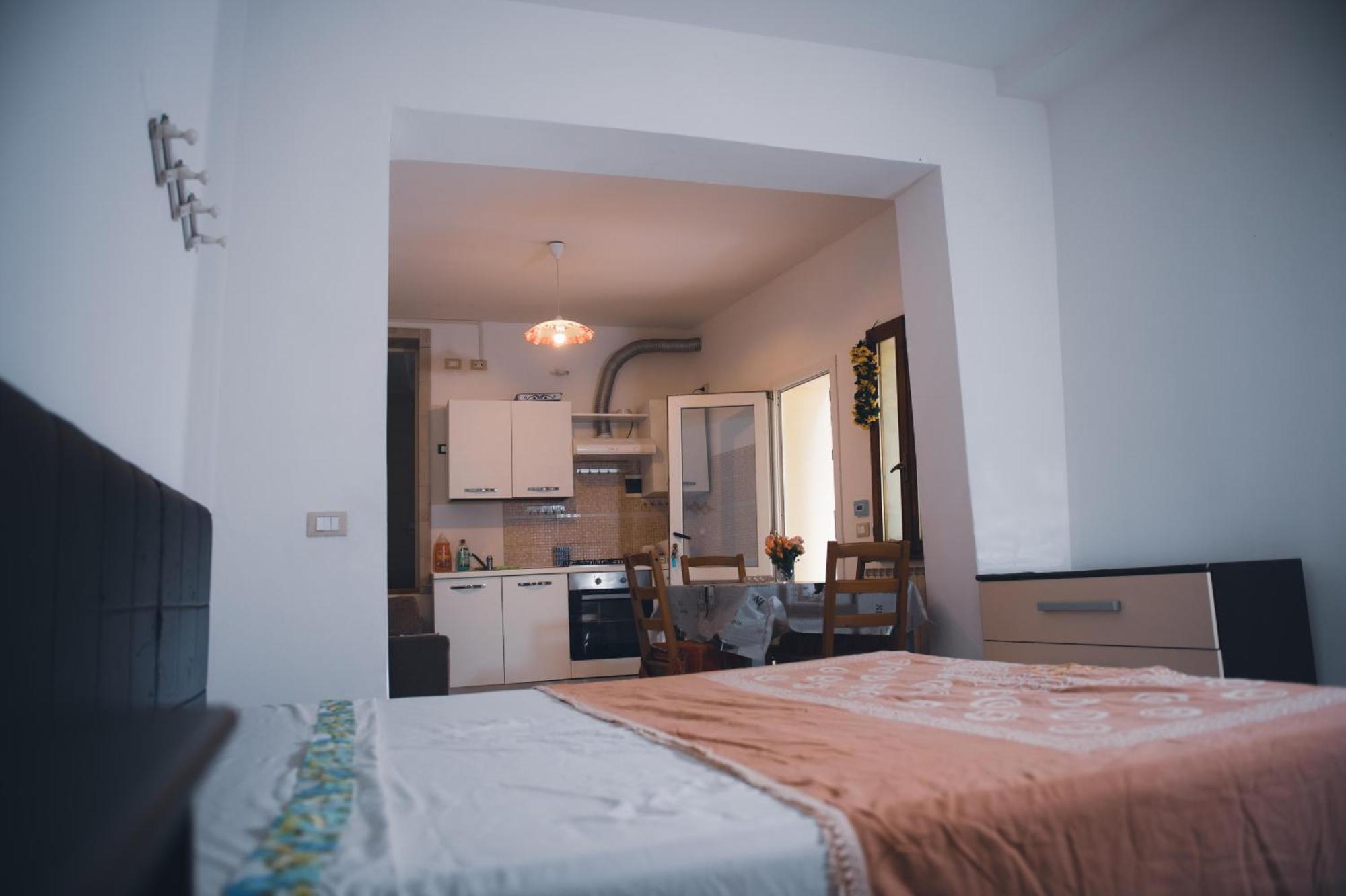 Home Peterpan, B&B Direttamente Sulla Piazza Casal Fiumanese Екстериор снимка